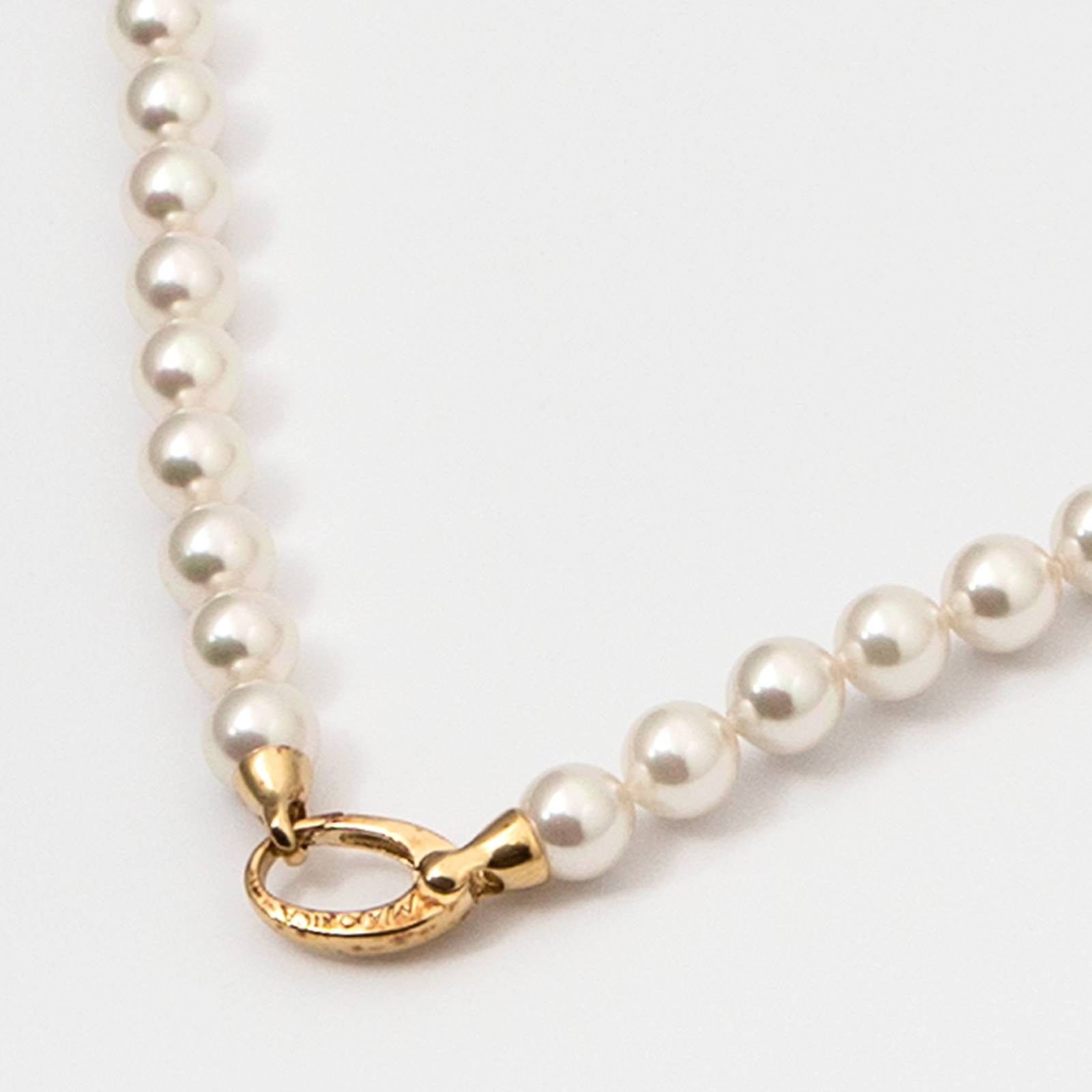 Colar Lyra Dourado Pérola 8mm
