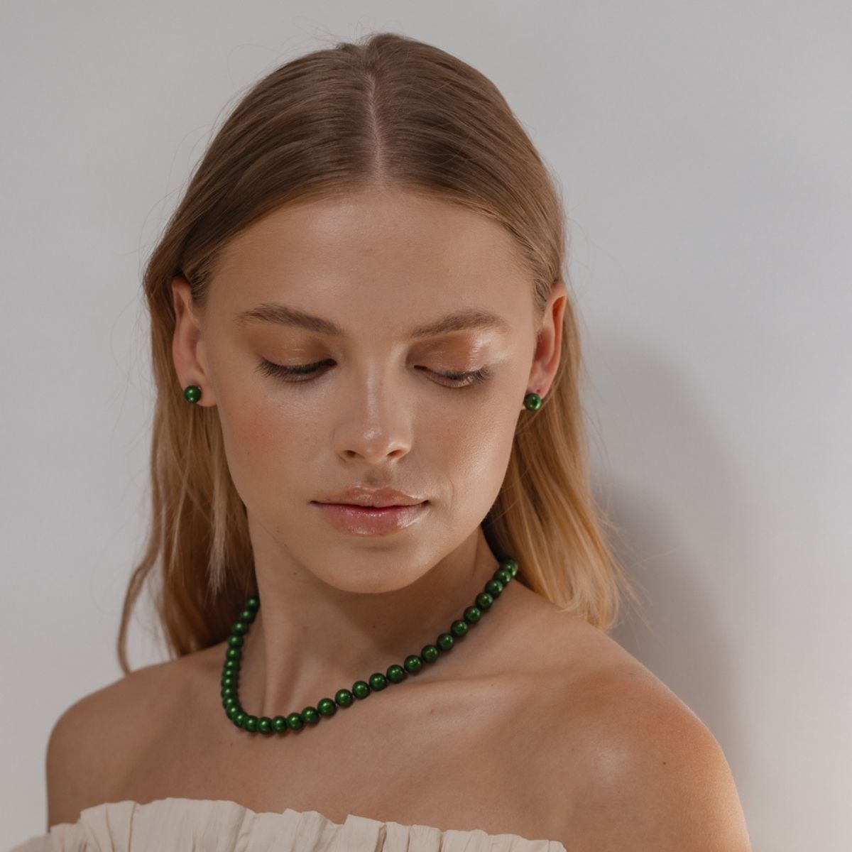 Colar Lyra Dourado Pérola 8mm Verde