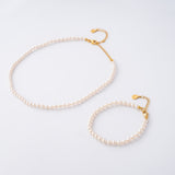 Pulseira Ballet Dourada Pérolas 4mm