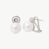 Brincos Omega Prateados Pérola 10mm